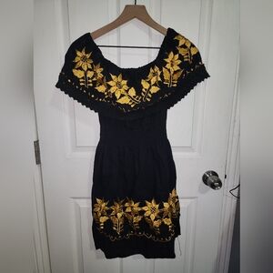 Black and Gold Women's Mexican Dress, New but No Tags